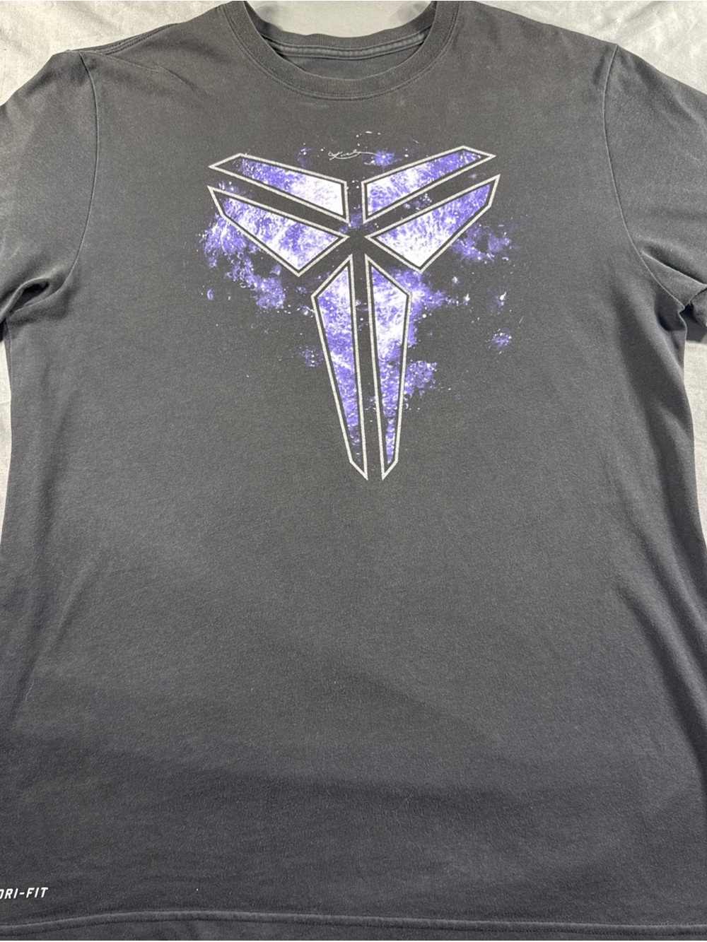 Kobe Bryant Nike Dri-Fit Black Mamba Graphic T-Shirt Size L Cosmic Logo
